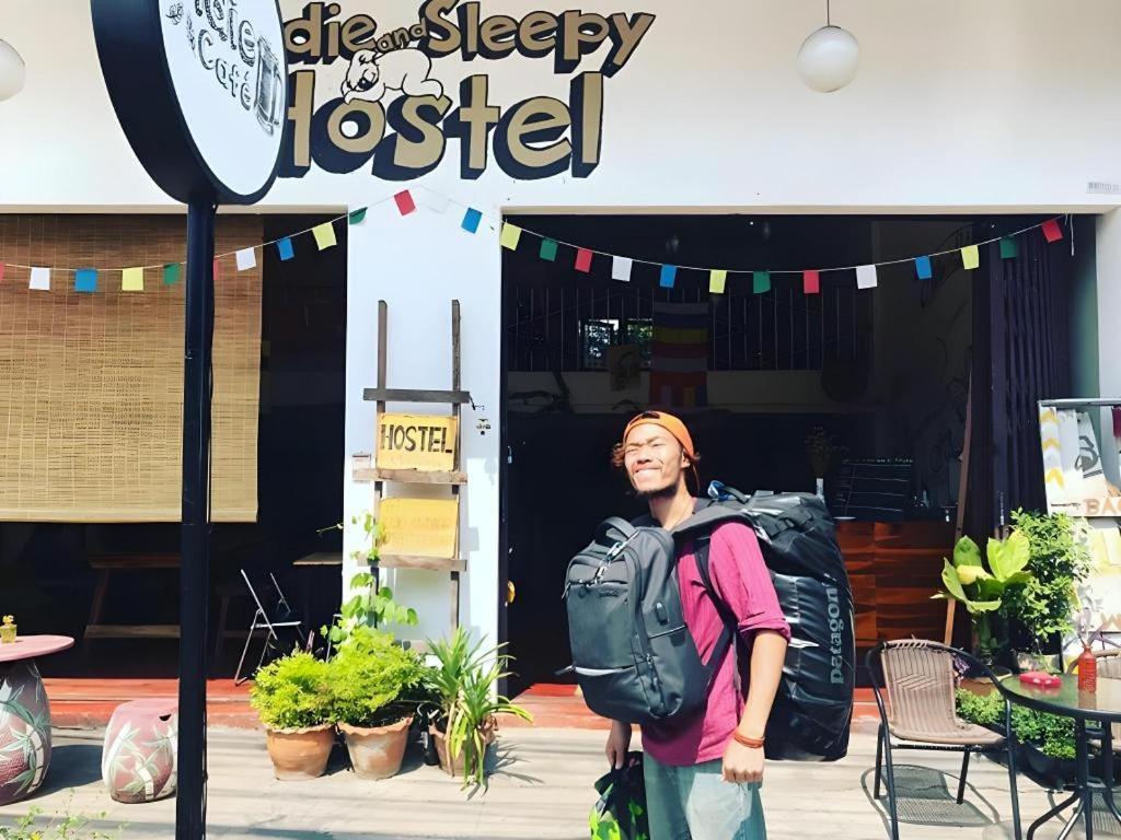 Oldie And Sleepy Hostel Udonthani Kültér fotó