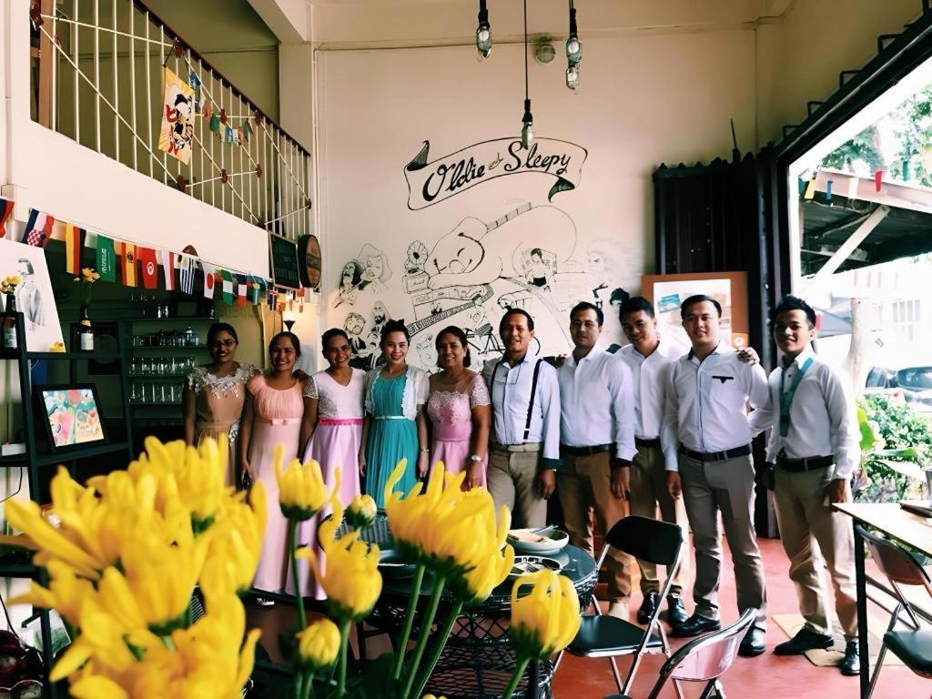 Oldie And Sleepy Hostel Udonthani Kültér fotó